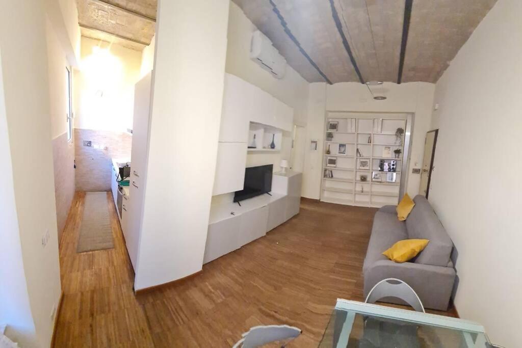 Julia Nel Cuore Di Trastevere Rom Eksteriør billede
